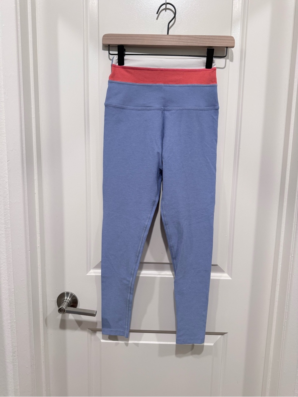 Beyond Yoga Colorblock Set - Picture 2 of 8